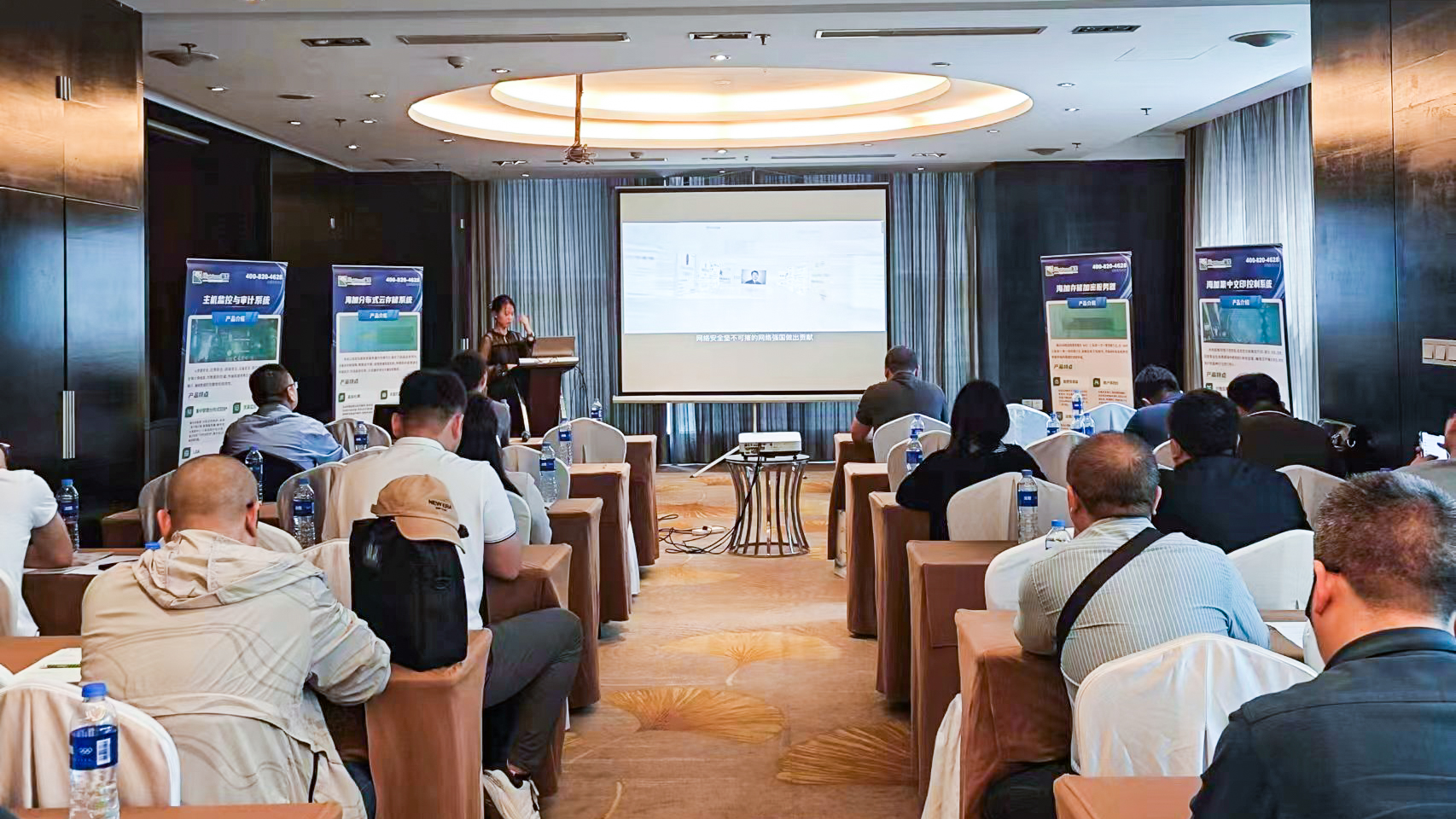 1686310064839006.jpg 劉祖琴開幕式主持.jpg